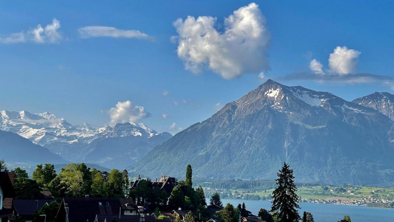 Schoene Ferienwohnung Mit Seeblick Thun Eksteriør bilde
